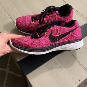 Nike flyknit lunar 3 size 7